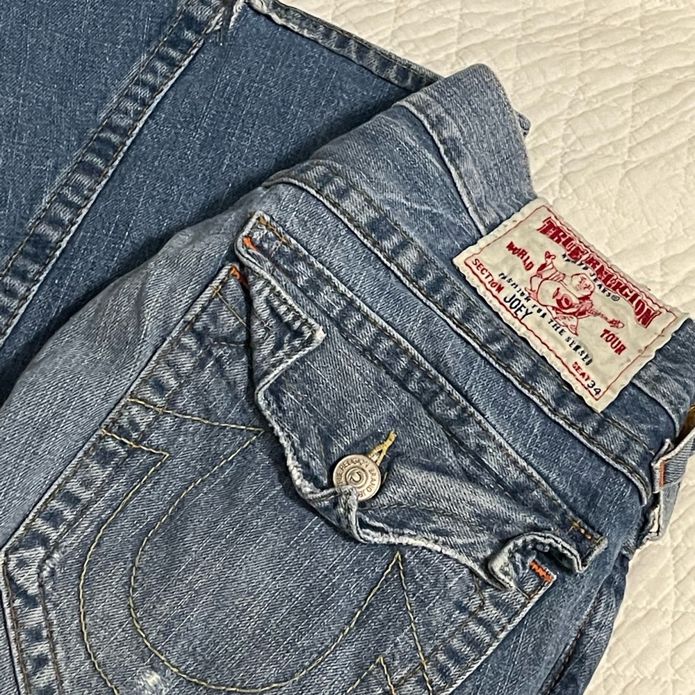 TRUE RELIGION JEANS MEN SZ 33 NEW WORN A FEW TIMES